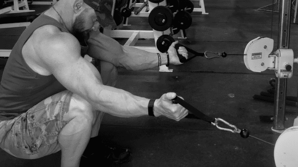 Build Muscle With Paul Carter
