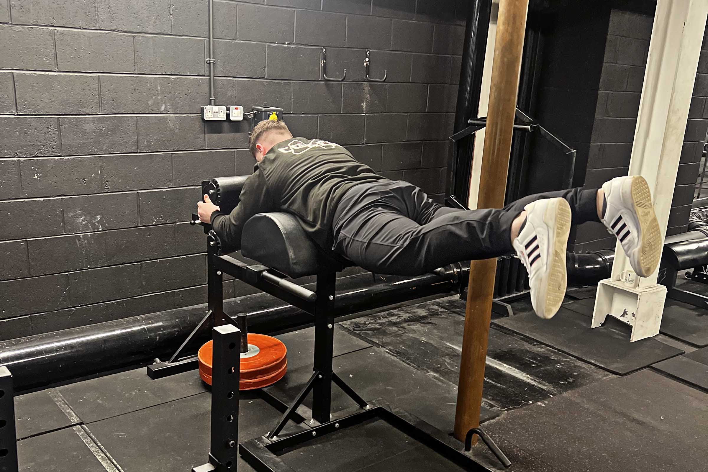 reverse hyperextention without a machine on a ghd for strength and conditioning 