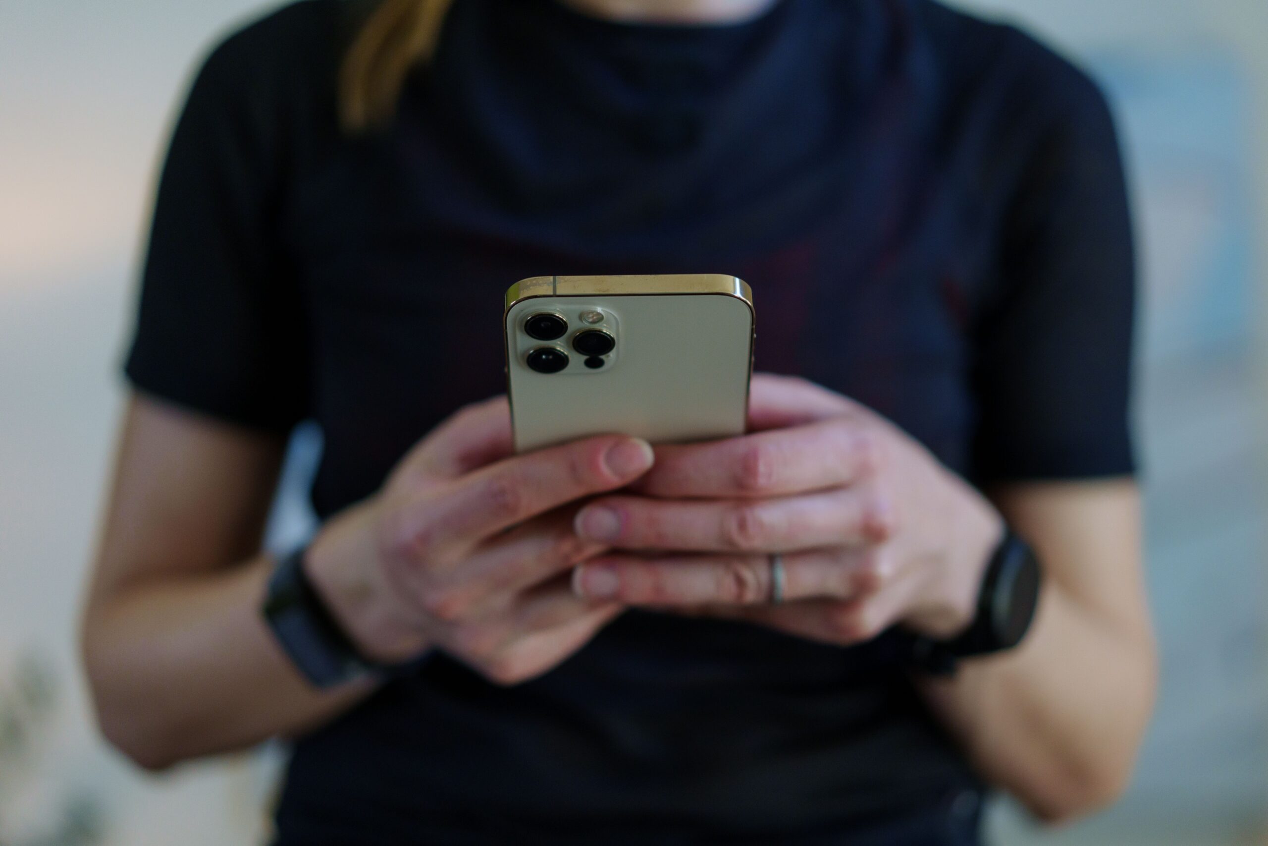 athlete tracking nutrition on nutrition tracking app that syncs to TrainHeroic